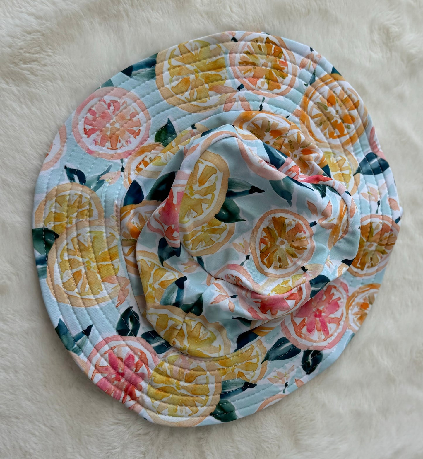 White and Green Lemon Print Sun Hat