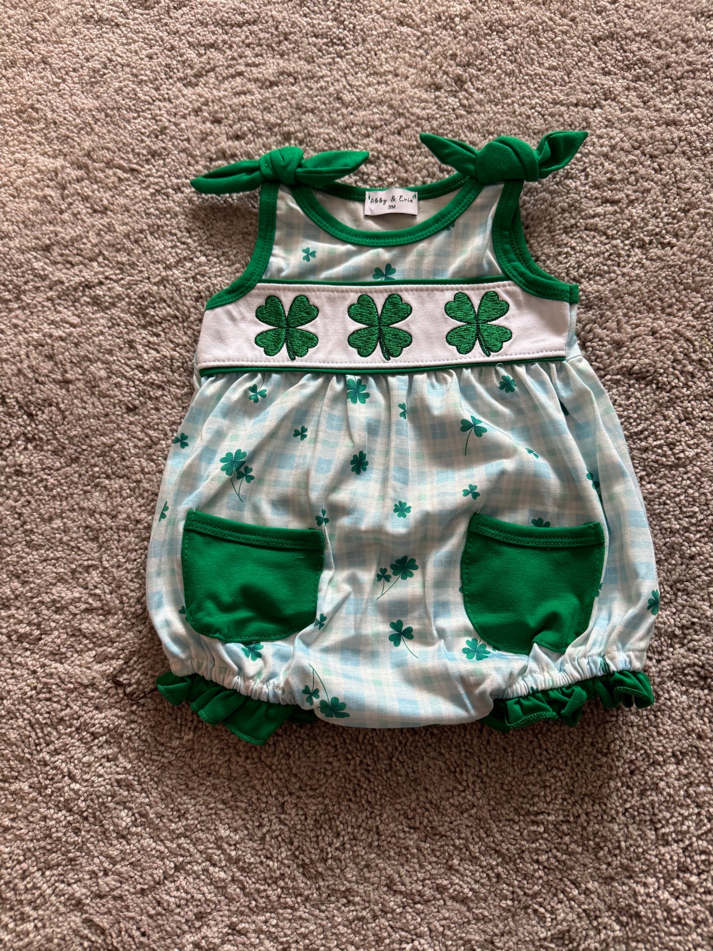 Green Lucky Clover Embroidery Girl Bubble