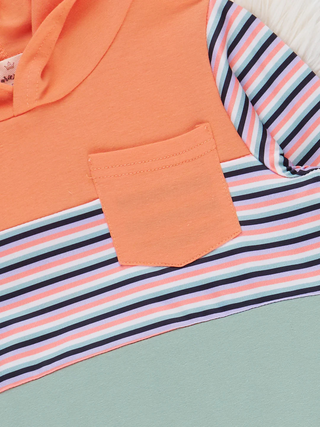 Campfire Stripes Colorblock Outfit